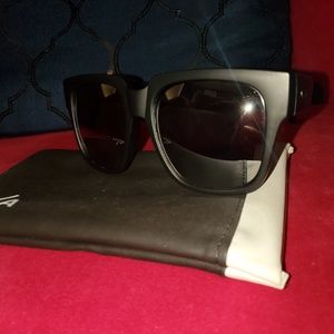 Quay Sunglasses Black